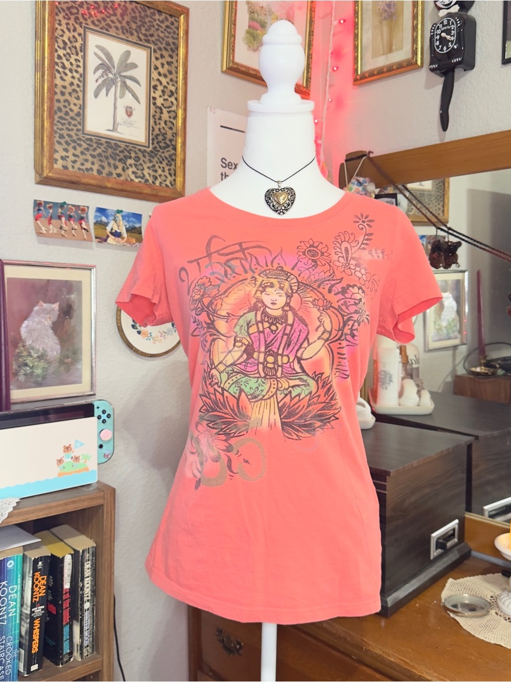 Y2K lucky brand Graphic Short-Sleeve Women's Tee - Boho Lotus Print - Picture 8 of 8